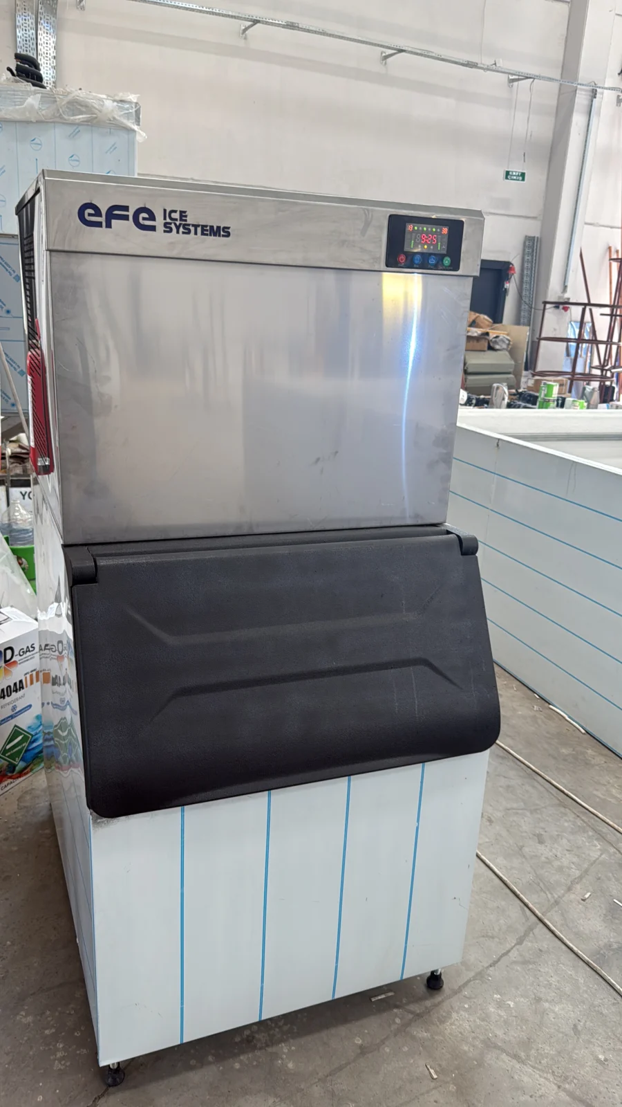 EFE Ice Systems 450KU model 450 kg cube ice machine
